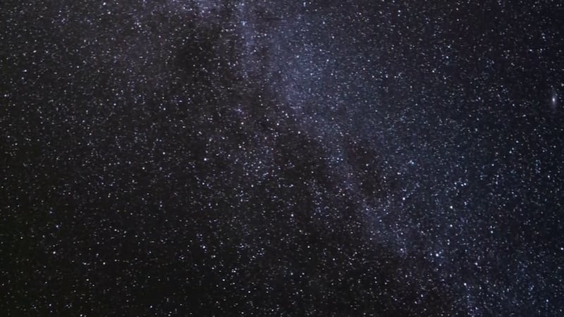 La Facultad de Física y Física Aplicada de la Universidad del Sur de Illinois y los miembros...