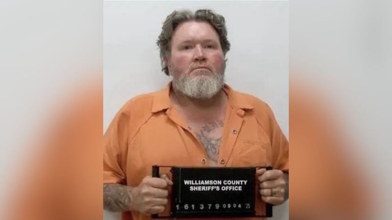 Steven R. King de la ciudad de Johnston, Illinois, se enfrenta a un delito grave tras un...