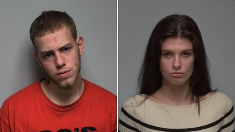 Corban Koster (izquierda) y Owen Wright (derecha) fueron arrestados en relación con una...