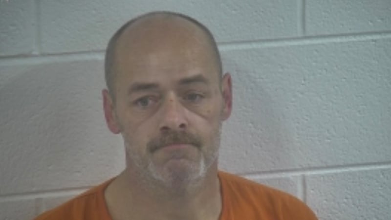 Harvey E. Waldorf Jr., 50, ha sido detenido en el condado de Calloway, Kentucky.