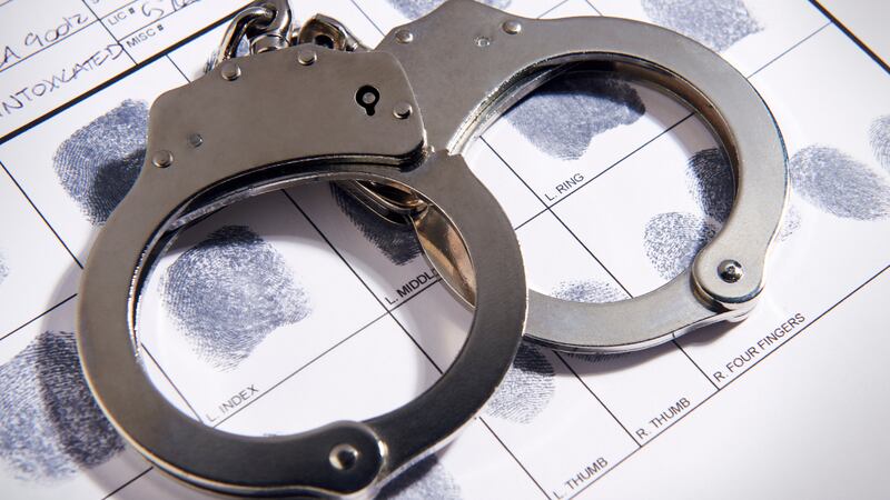 Las autoridades dicen que un delincuente sexual registrado acusado de abusar de una niña en...