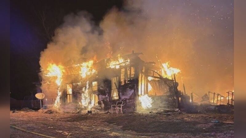 Un incendio ocurrido en una vivienda en Dexter, Missouri, a primera hora de la mañana se cobró...