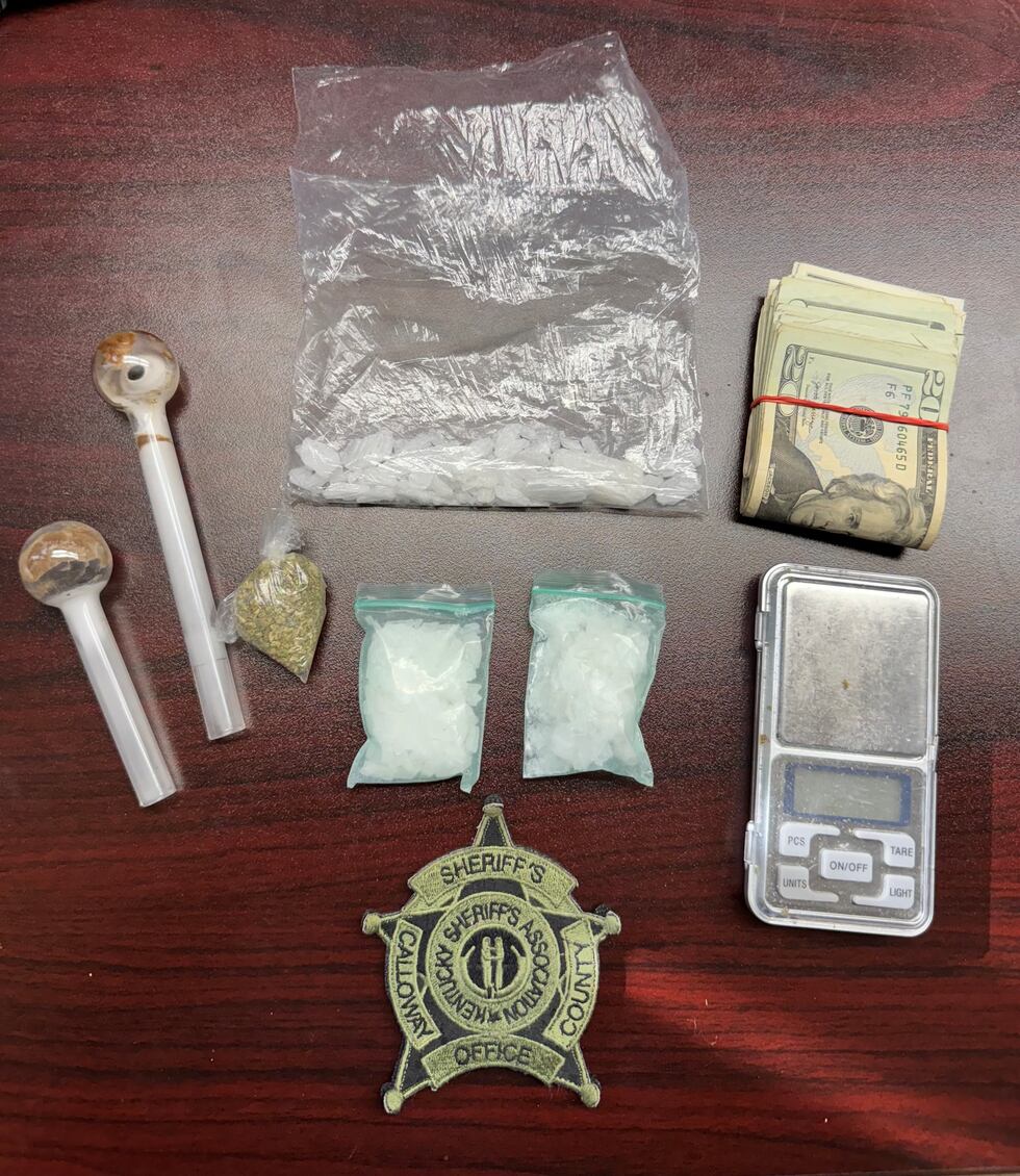 Durante la detención, los detectives descubrieron unos 39.30 gramos de metanfetamina...