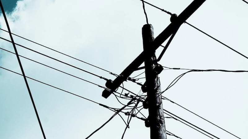 Se están registrando cortes de electricidad tras el paso de tormentas por la región central de...