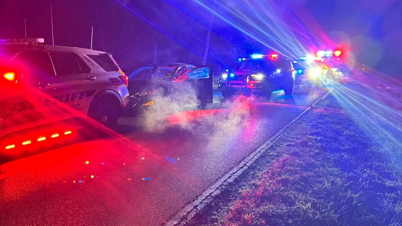 Una conductora fue salvada de una situación aterradora por los ayudantes del sheriff del...