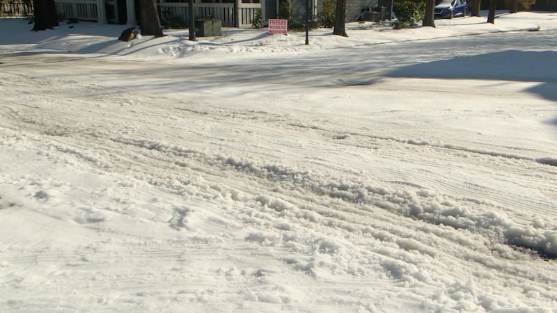 Esta tarde estará mayormente nublado, pero podrían producirse algunas lluvias ligeras.