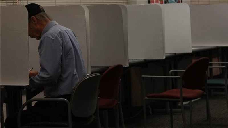 Un grupo de Missouri reclama que el estado está silenciando a algunos votantes a través de...