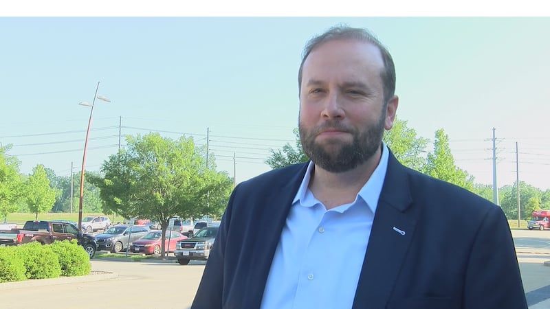 El congresista Jason Smith se reunió con Brockmiller Construction Inc. en el condado de St....