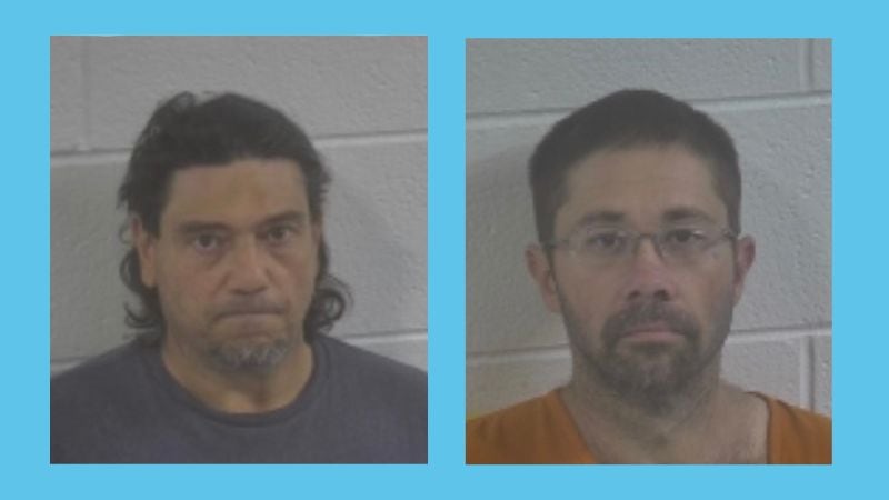 Anthony Regan, de 58 años, de Dexter (Kentucky), y Derek Davis, de 52 años, de Benton...