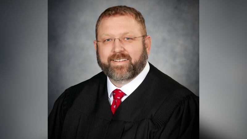 Un juez asociado del circuito anunció su campaña para las elecciones en el 32º Circuito...