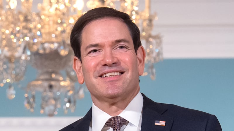 El secretario de Estado Marco Rubio en la sede del Departamento de Estado en Washington, el 28...