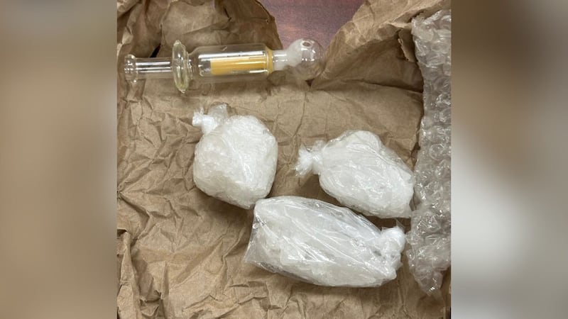 Randall Moore, Jr., de Dexter, fue acusado de delito grave de tráfico de drogas en primer...