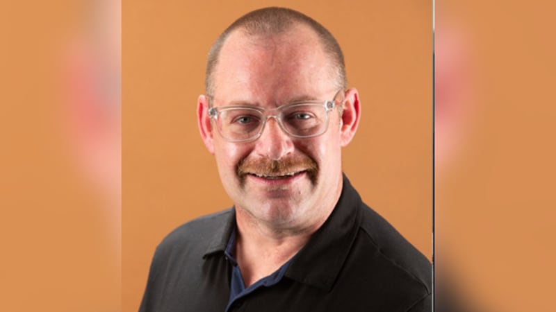 Joshua Shearer del sur de Illinois es uno de los casi 600 nominados en todo el estado para los...