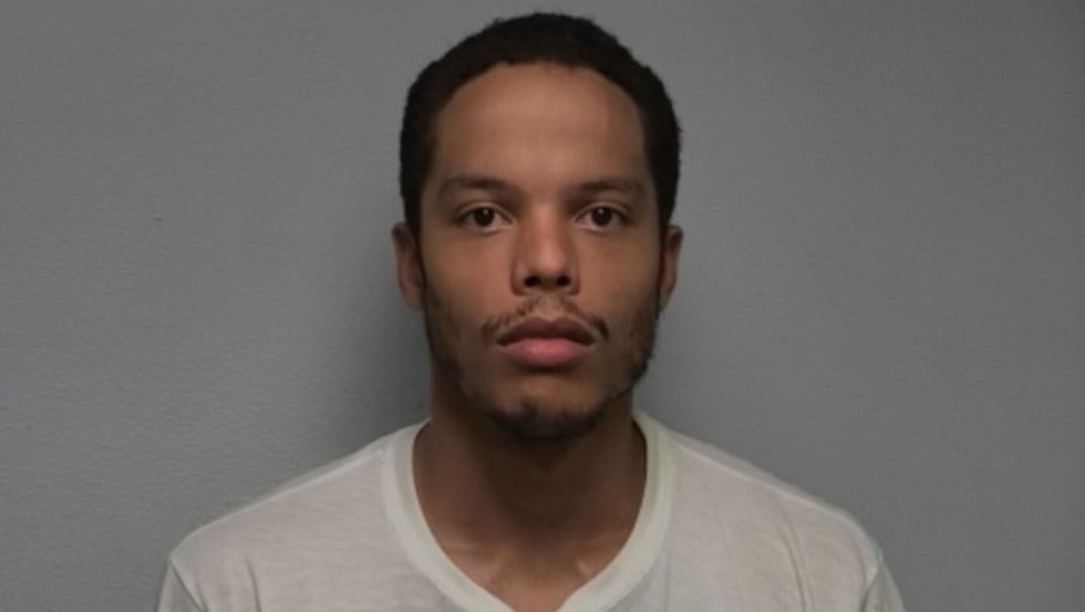 Kenon Bradford, 26, de Erie, Illinois
