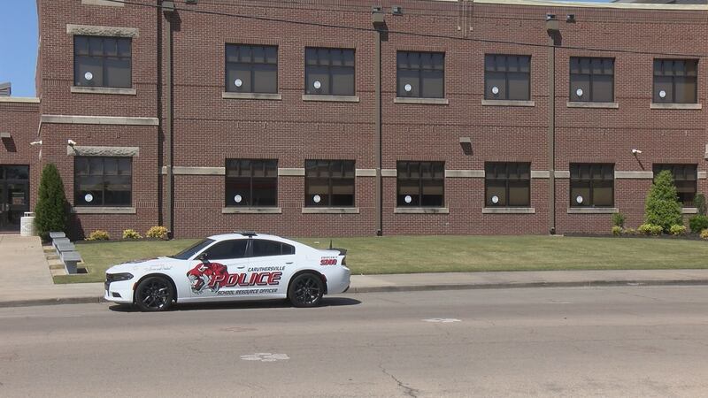 Un tiroteo mortal en Arkansas llevó a aumentar la seguridad en una escuela del sureste de...