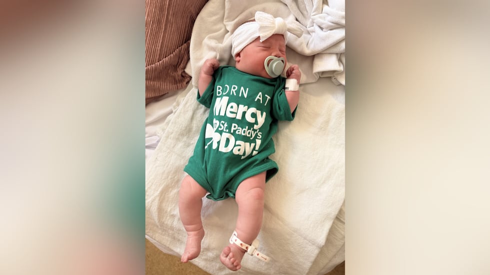 La pequeña Berkley fue recibida en el mundo en el Mercy Southeast el martes 17 de marzo.