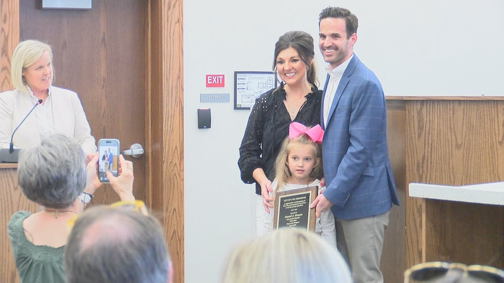 El proyecto de remodelación de Cape West Plaza sigue adelante tras la reunión del consejo...