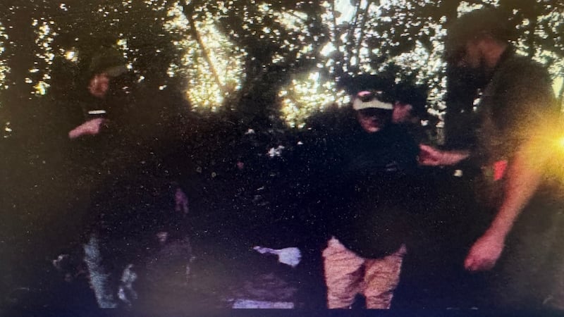 De acuerdo con la Oficina del Sheriff del Condado de Saline, pistas recientes e información de...