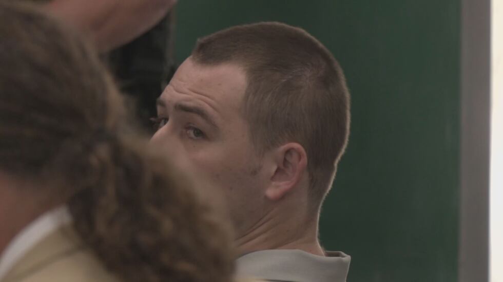 Austin Drummond, el hombre acusado de matar a cuatro personas en Tiptonville, Tennessee,...