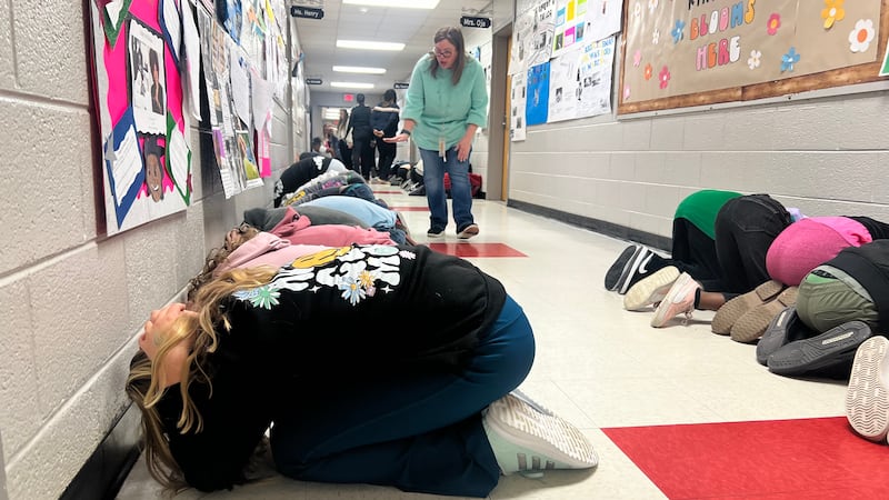 El Servicio Meteorológico Nacional en St. Louis afirma que 16 habitantes de Missouri...