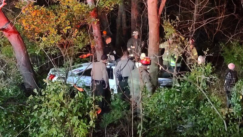 Un ayudante del sheriff del condado de Williamson resultó gravemente herido en un accidente el...