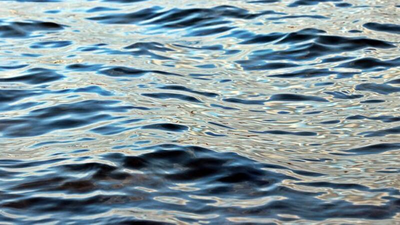 Los equipos de emergencia acudieron rápidamente al lago Kentucky, en el condado de Marshall,...