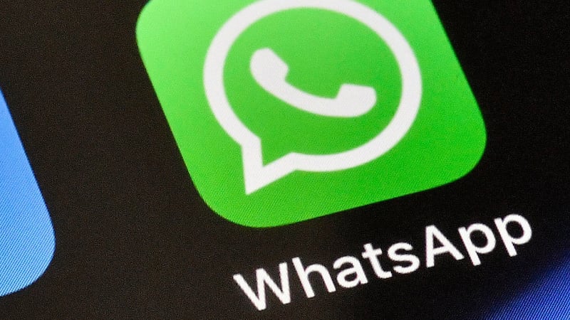 ARCHIVO - Se muestra un icono de WhatsApp en un iPhone, el 15 de noviembre de 2018, en...