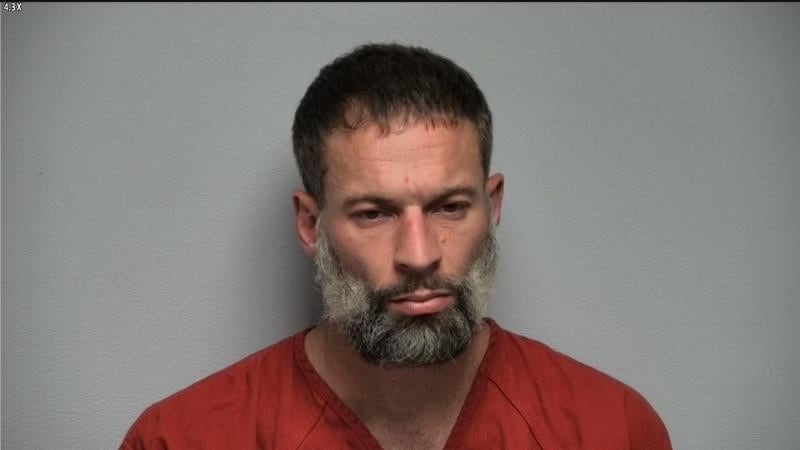 Ryan Tucker fue arrestado después de una persecución en un vehículo de cuatro ruedas en el...