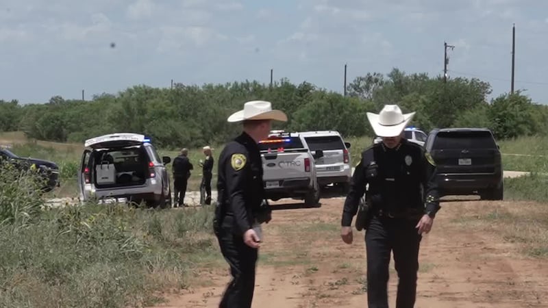 Trabajador halla cadáver en avanzado estado de descomposición entre la maleza. Sheriff del...